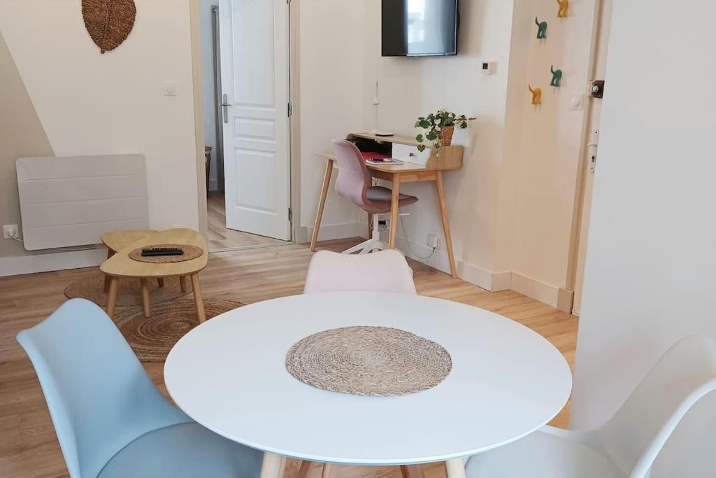 Cozy Au Centre-ville Apartment